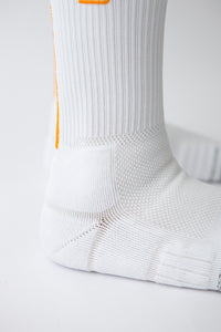 BE STRIDE PERFORM ORANGE